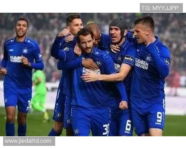 德甲激战前瞻：汉堡欲重振雄风斯图加特寻求突破之路